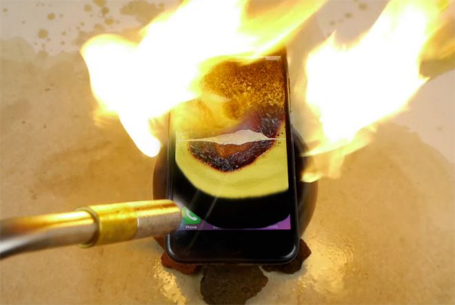 iPhone 7 не выдержал испытание газовой горелкой