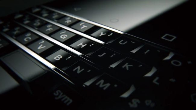 Вместо «Mercury» представлен BlackBerry KEYone