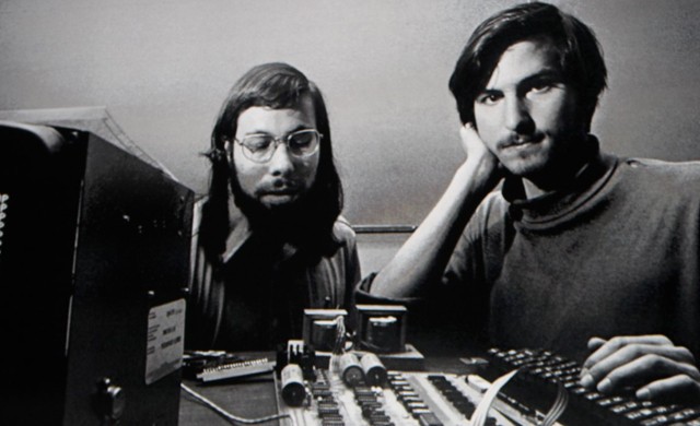 История Apple — ранний взлет, падение, надежда