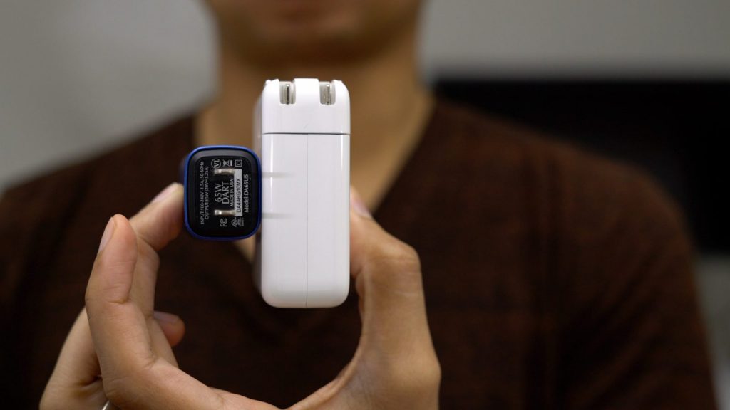 Какой должна быть зарядка для MacBook?