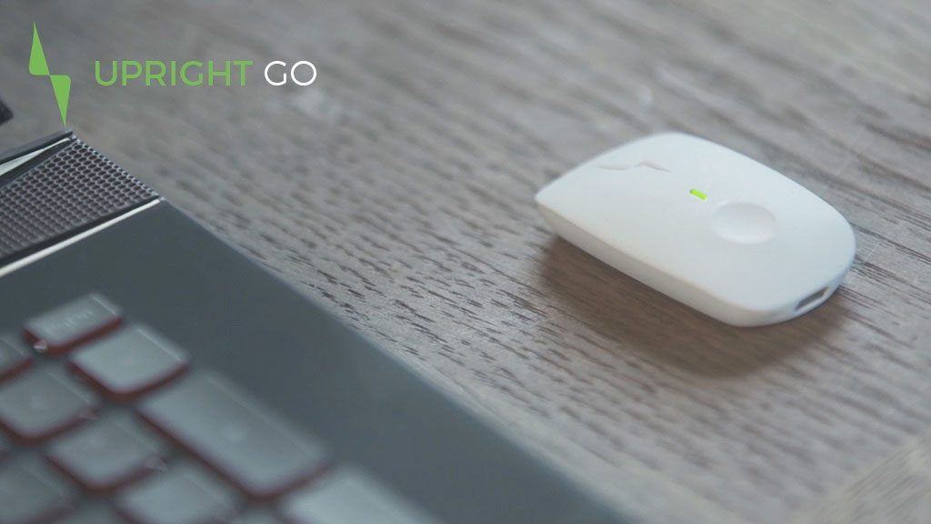 Upright Go позволяет контролировать осанку с помощью iPhone