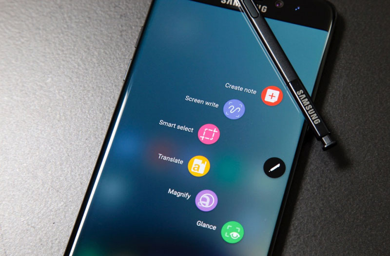 Схематичные изображения Galaxy Note 8 не оставляют ему шансов против iPhone 8