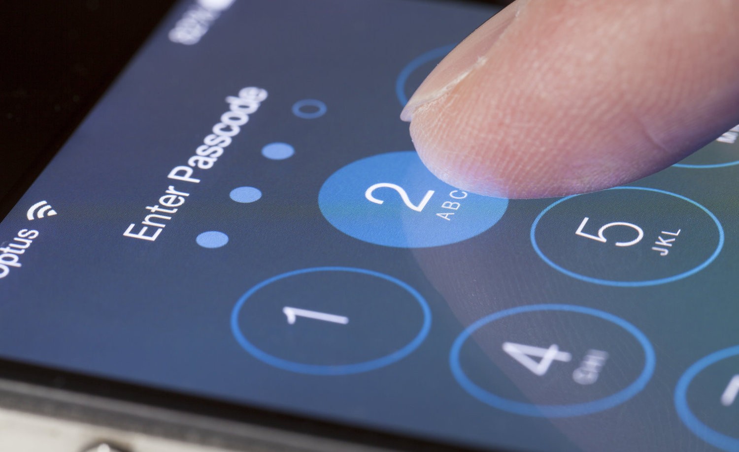 Почему четырехзначный пароль на iPhone — верх безрассудства