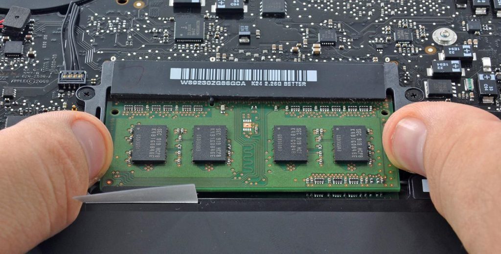 В каких MacBook можно менять оперативную память