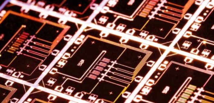 З’явився перший програмований квантовий чип