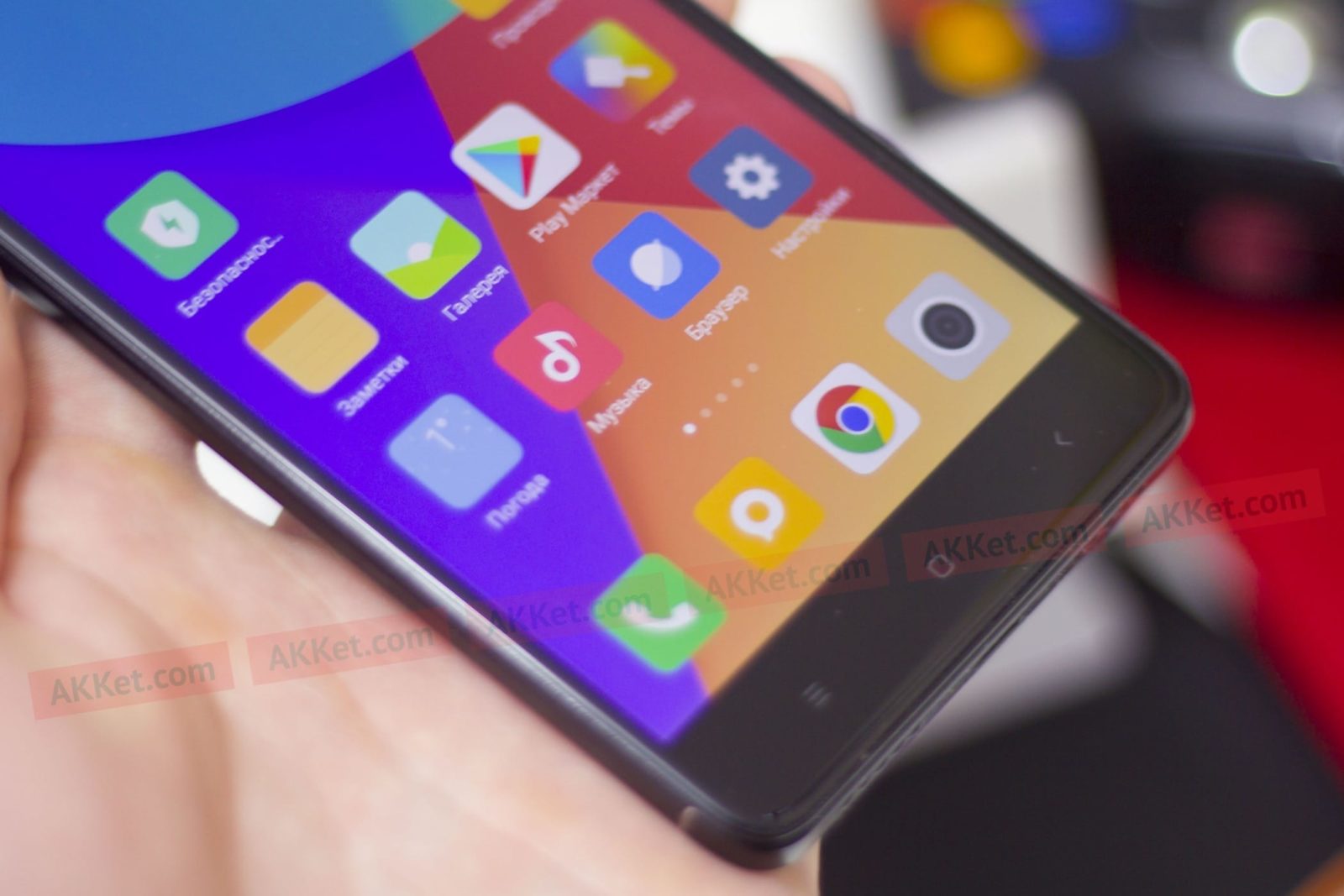 Еще 18 смартфонов Xiaomi обновили до финальной MIUI 9
