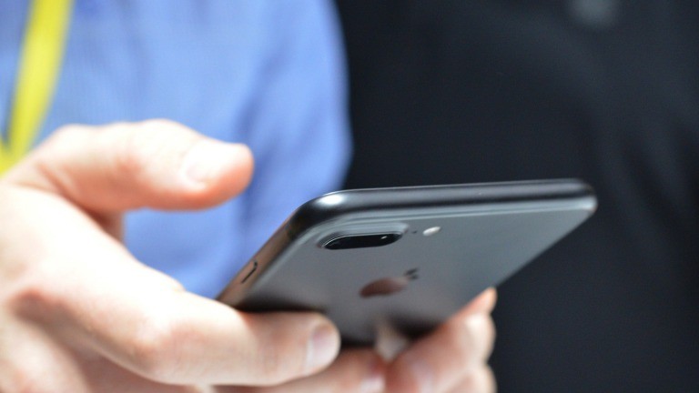 Apple может заменить iPhone 8 и 8 Plus одним смартфоном