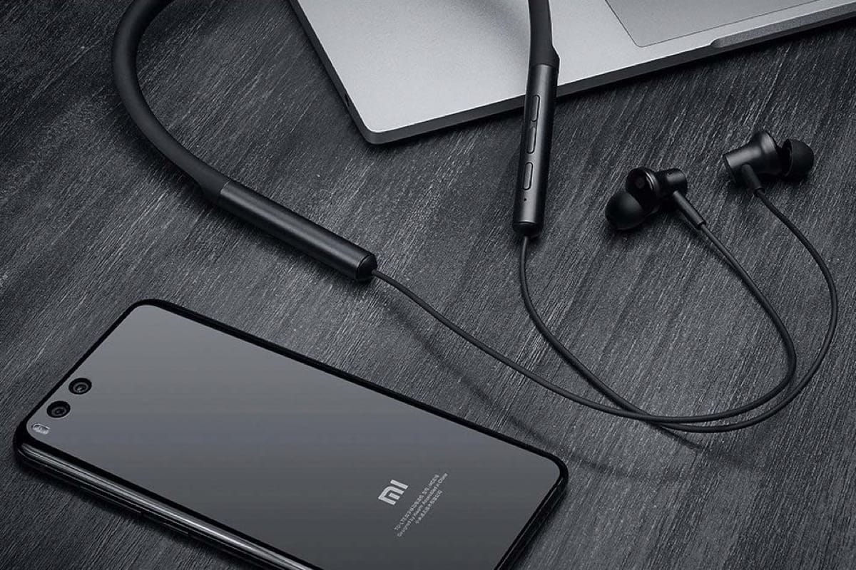 Xiaomi Mi Collar Bluetooth Headset – наушники с микрофоном и кодеком aptX