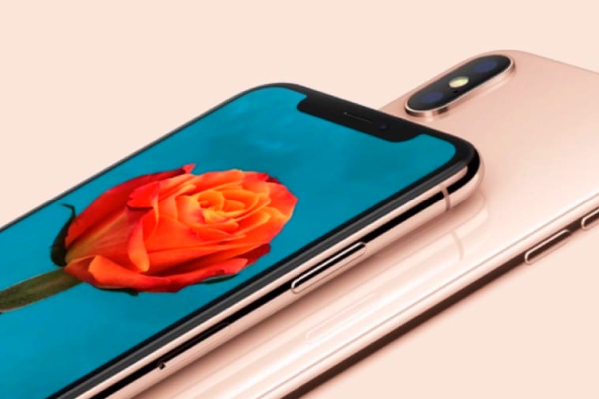 iPhone X Plus в золотой расцветке на официальных изображениях
