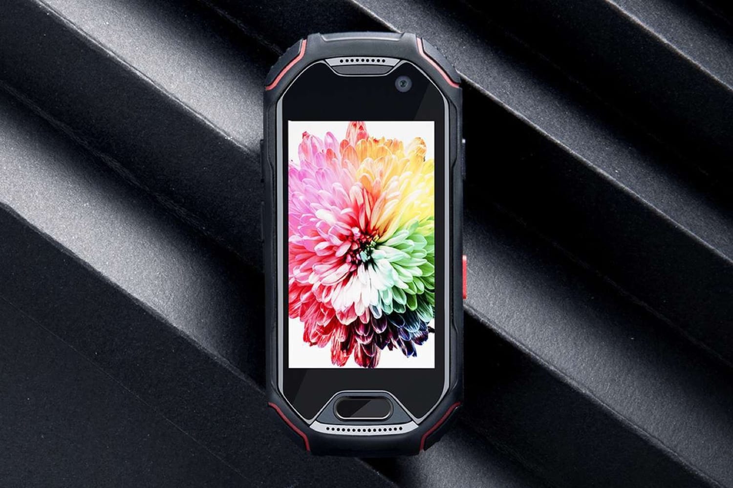 Unihertz Atom – маленький миниатюрный смартфон