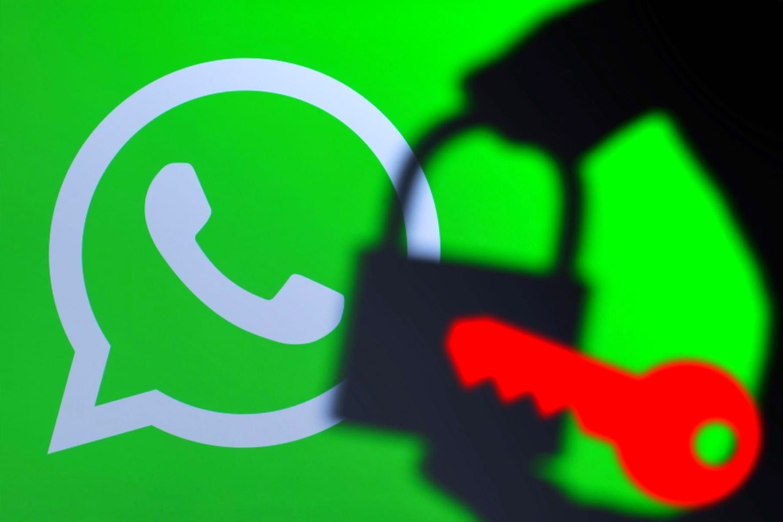 WhatsApp рекомендует срочно обновить мессенджер