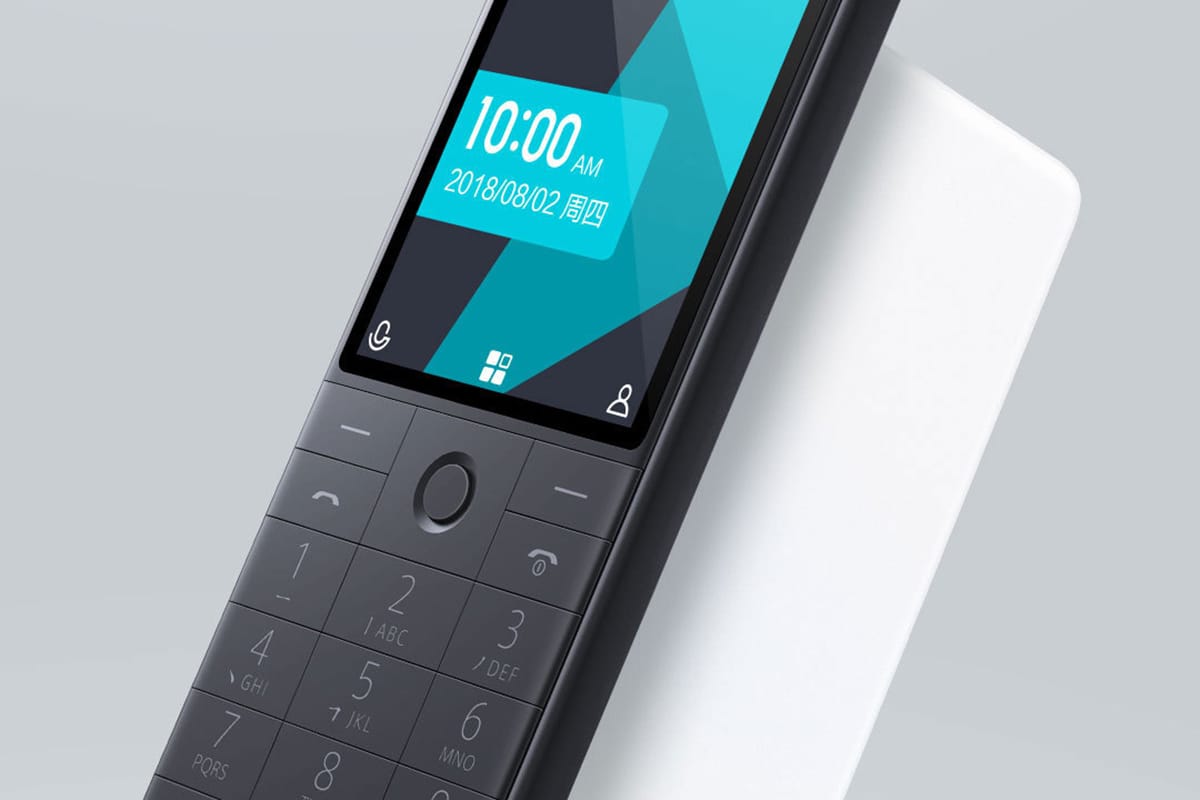 Xiaomi представила свой первый кнопочный телефон