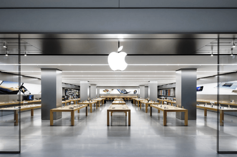 Apple Store вже очікує випуску iPhone 15 у 2023 році