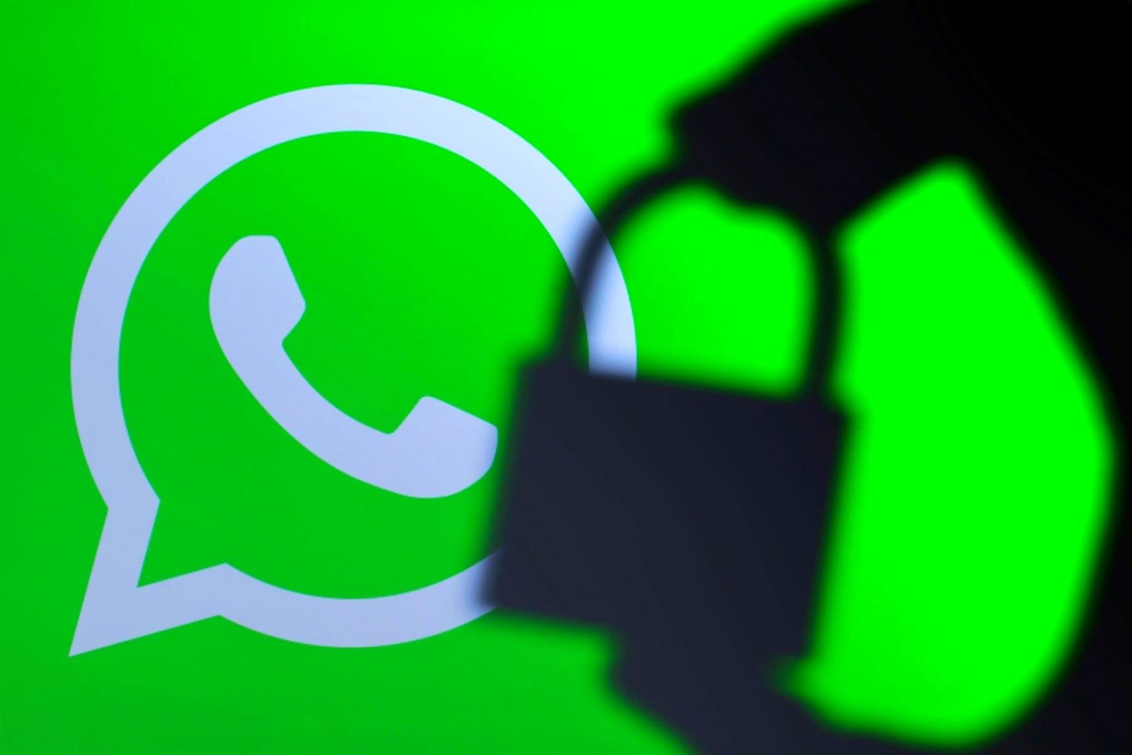 В WhatsApp будут допускать по фото или отпечаткам пальцев