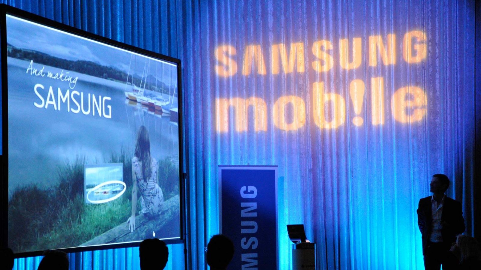 Как выглядит экран Samsung Galaxy S10+