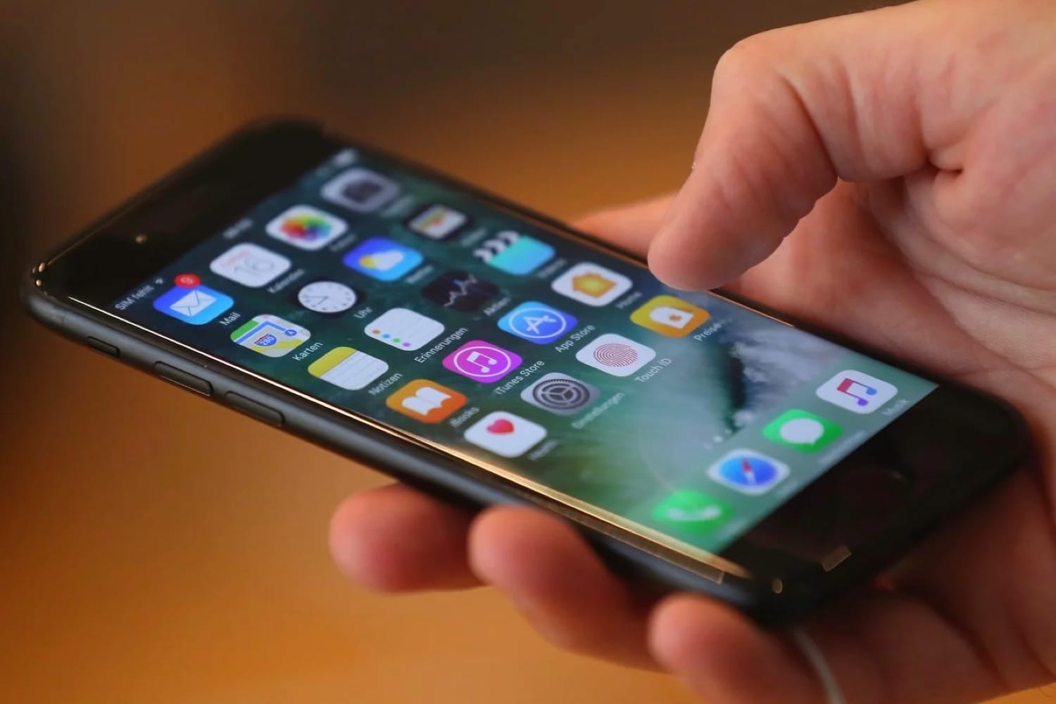 Apple снова оштрафована за замедление работы старых iPhone