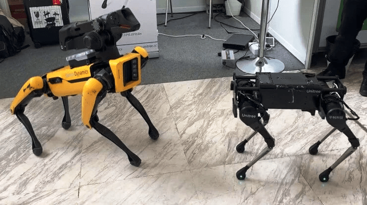 Робот Spot пробует себя в роли полицейского сапера