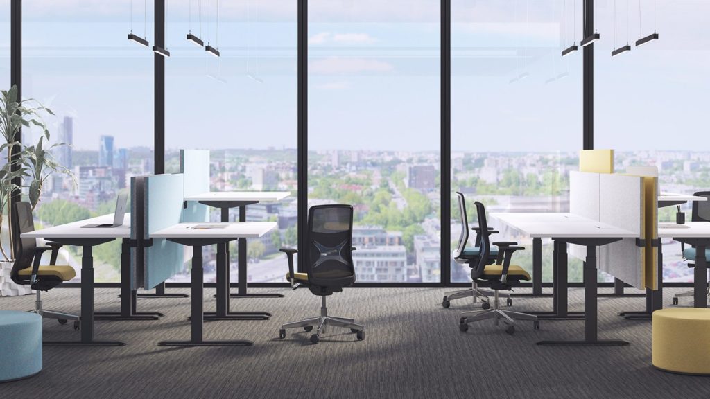 Столы с регулируемой высотой – новый уровень комфорта