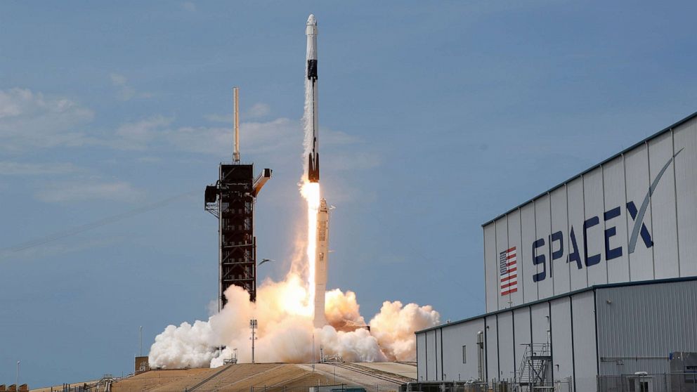 SpaceX встановила рекорд за кількістю запусків Falcon 9