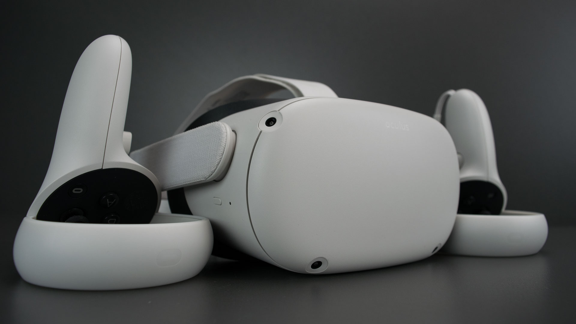Facebook представила кінематографічний трейлер шолома Oculus Quest 2