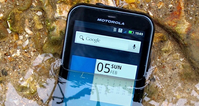 Представлений смартфон Motorola Defy 2