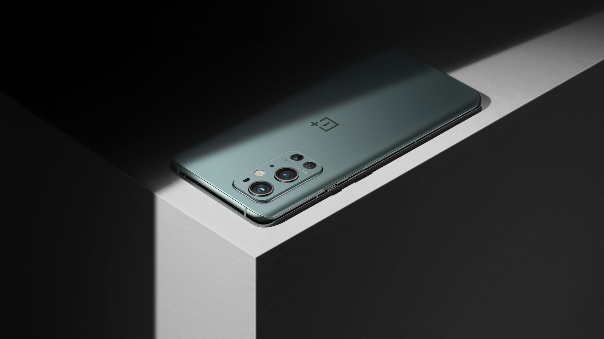 OnePlus Nord 2 вперше показали з усіх боків