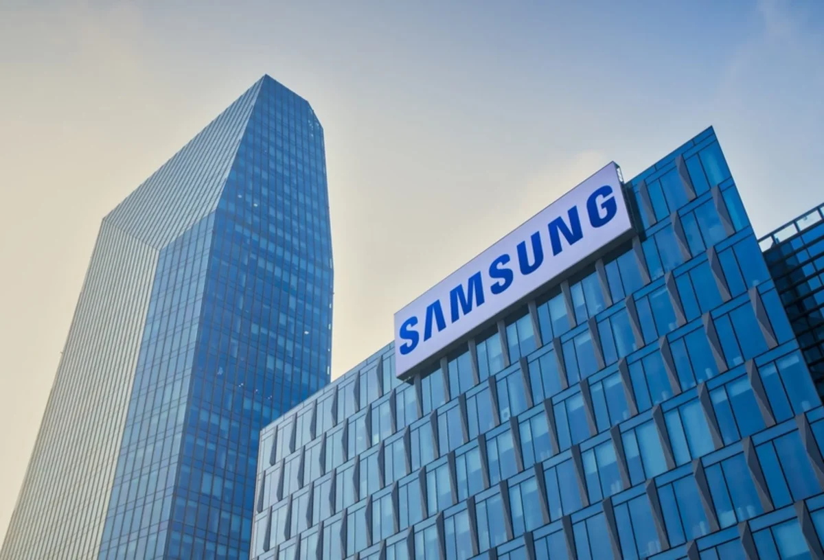 Samsung закриває бізнес з виробництва РК-дисплеїв