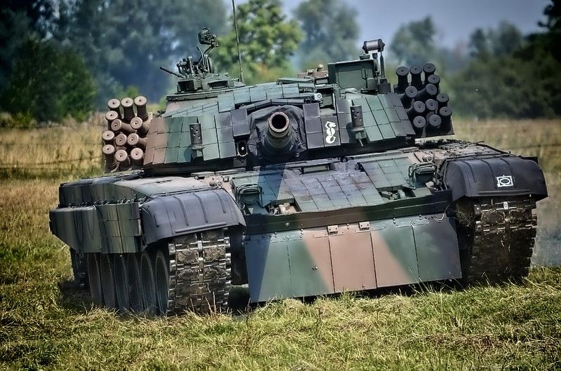 Польща може передати Україні 232 бойові танки PT-91 Twardy