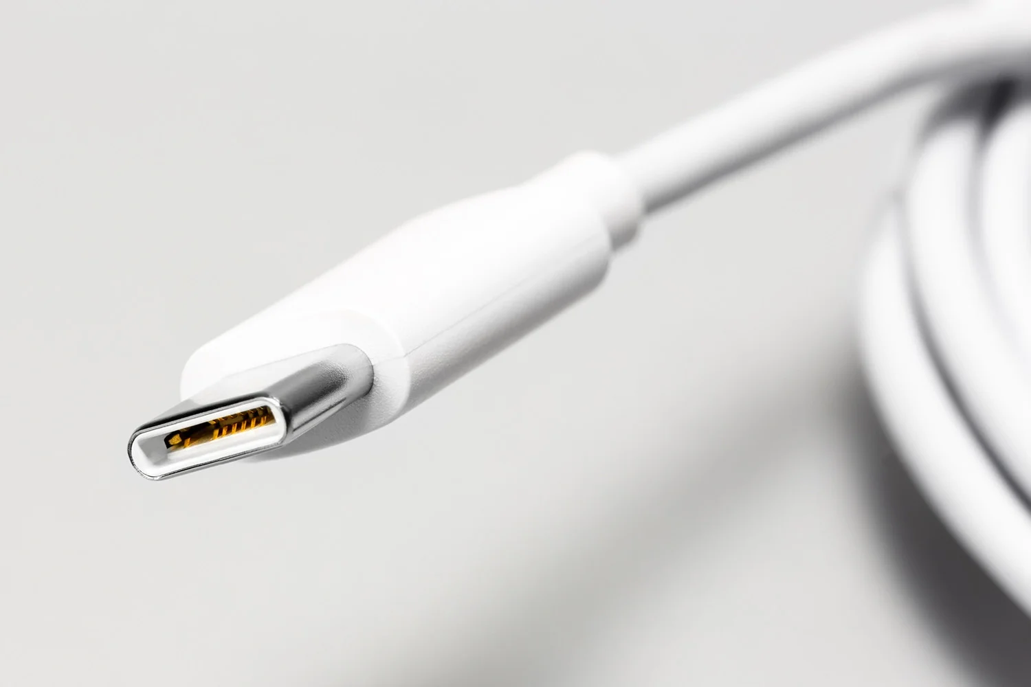 Представлений новий дизайн плетеного кабелю USB Type-C від Apple