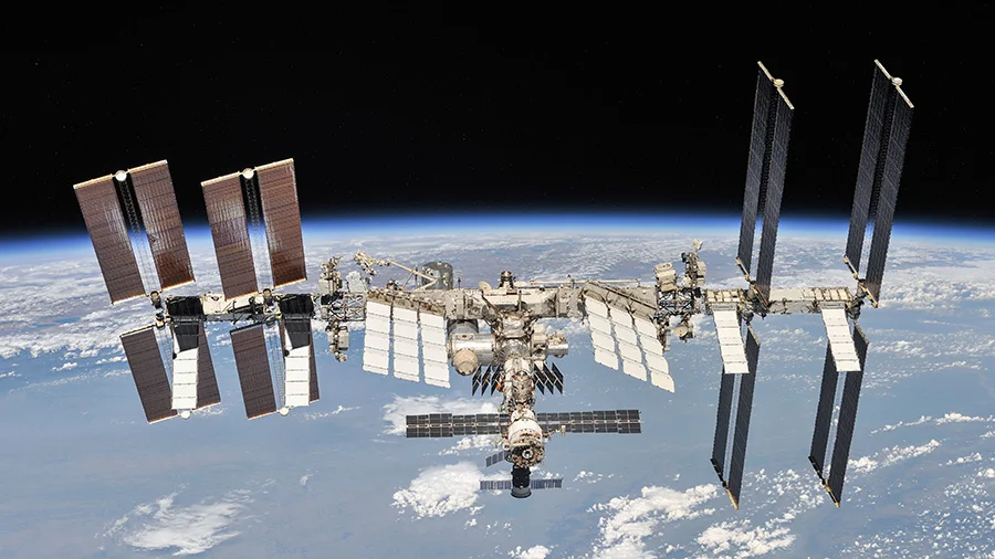 NASA оприлюднило новий план зняття з орбіти МКС