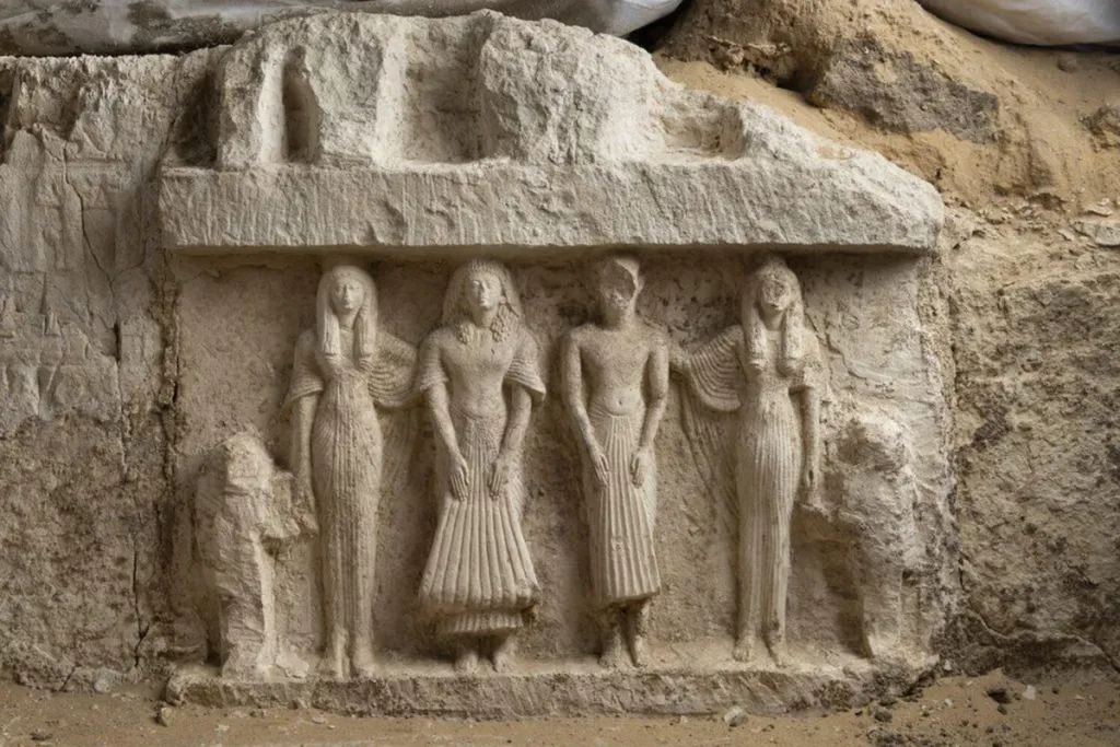 Археологи виявили гробницю давньоєгипетського чиновника