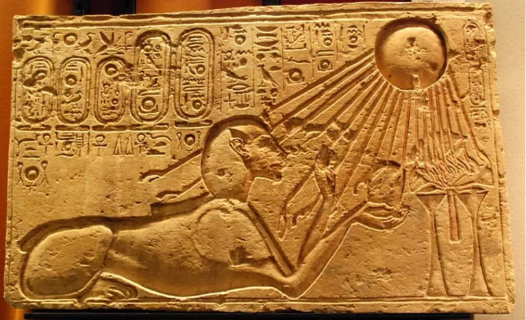В могилі стародавньої єгиптянки знайшли рідкісний камінь