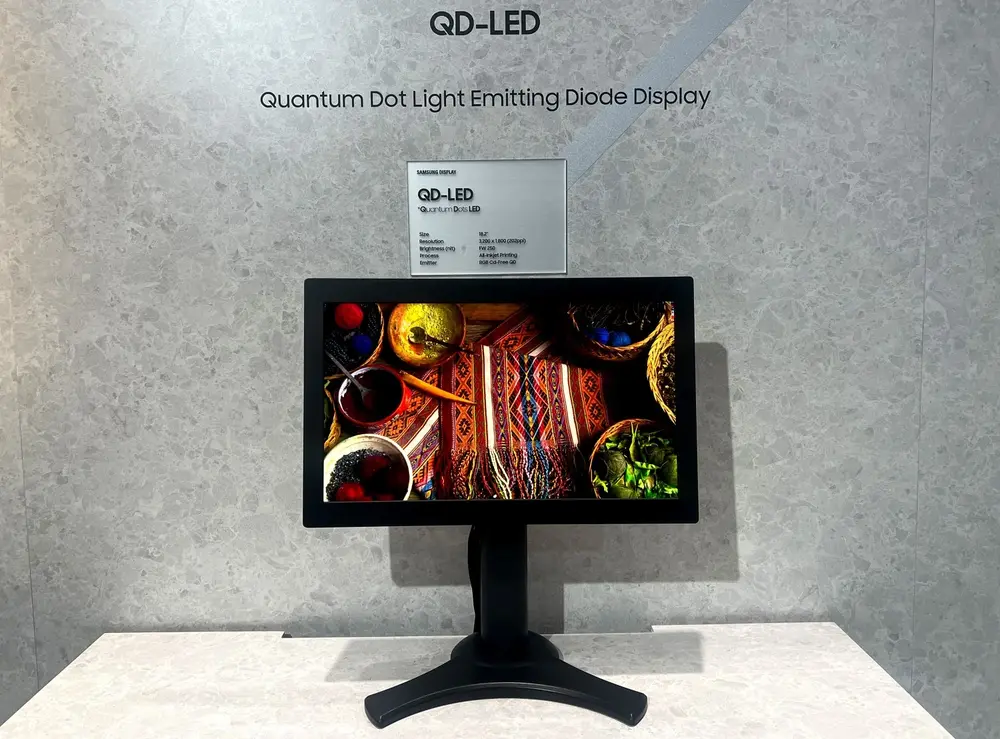 Samsung представила новий QD-LED-дисплей