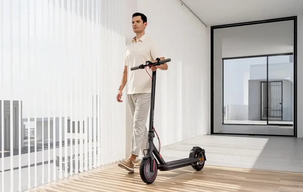 У Європі вийшов Xiaomi Electric Scooter 4 Pro