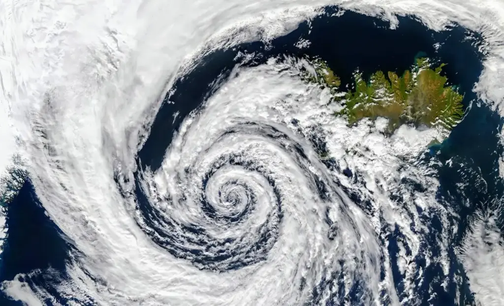 «Бомбові циклони» стають частими екстремальними погодними явищами