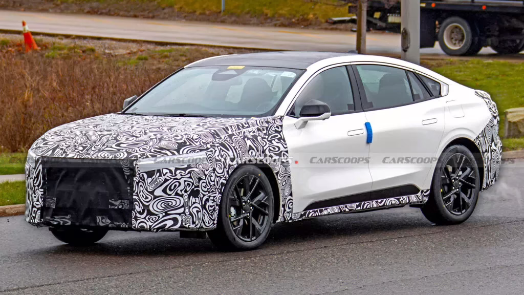 Новий Ford Mondeo помічений на фото