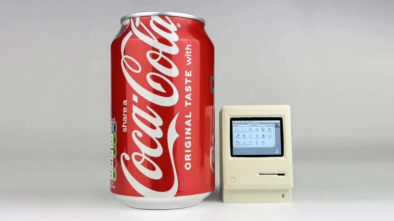 Представлено мініатюрну робочу репліку Macintosh 128K