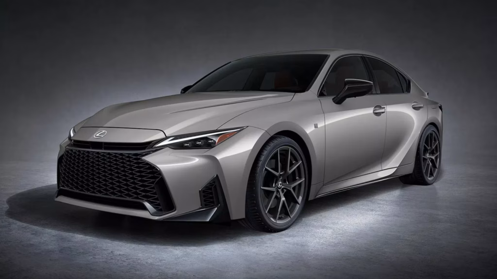 Lexus представив оновлену модель IS 2026