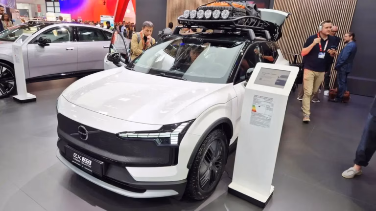 Volvo EX30 Cross Country представлений у Європі