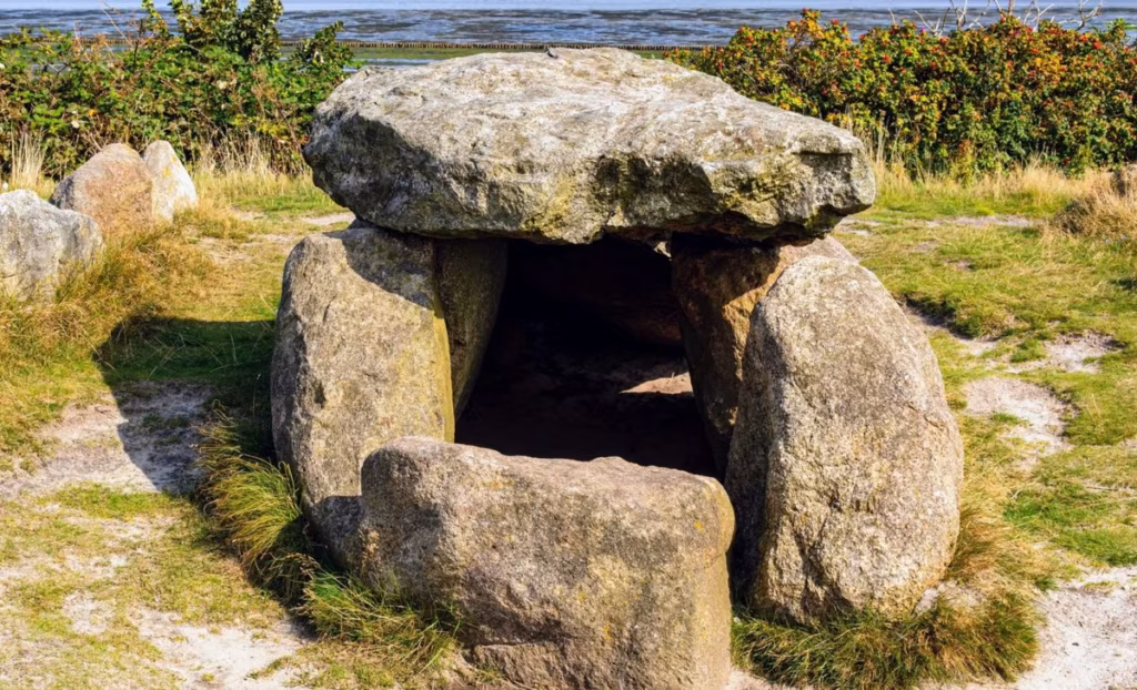 Вчені найшли докази рівного статусу жінок і дітей у кам’яну добу