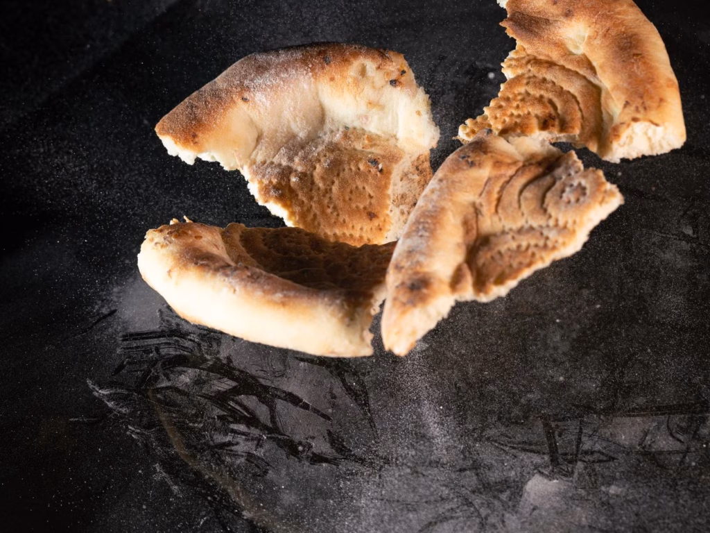 Вчені відкрили хліб із образом Ісуса, випечений 1300 років тому