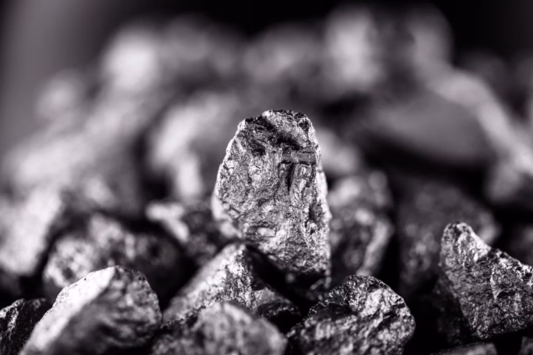 Рідкісні камені з Австралії пояснили, звідки береться стратегічний метал