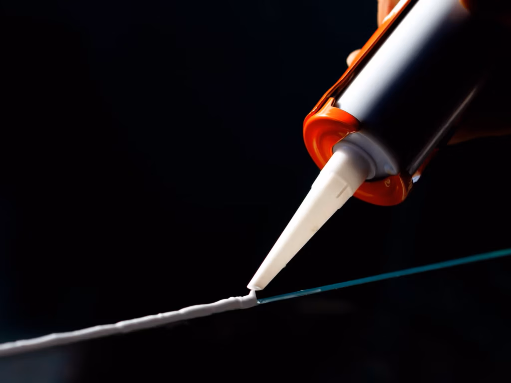 Вчені представили клей настільки міцний, що він утримує вагу автомобіля