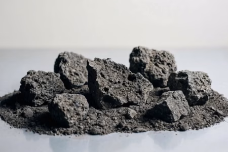 Вчені відкрили місячні зразки 1972 року і зробили неочікуване відкриття