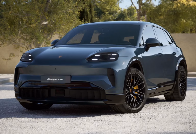 Porsche анонсує нову версію електричного Cayenne