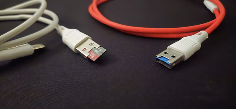 Представлений USB-кабель Hacknect для злому ПК з режимом самознищення