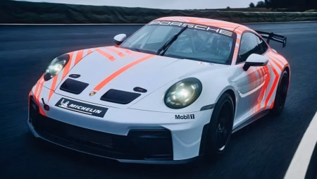Представлений Porsche 911 Challenge
