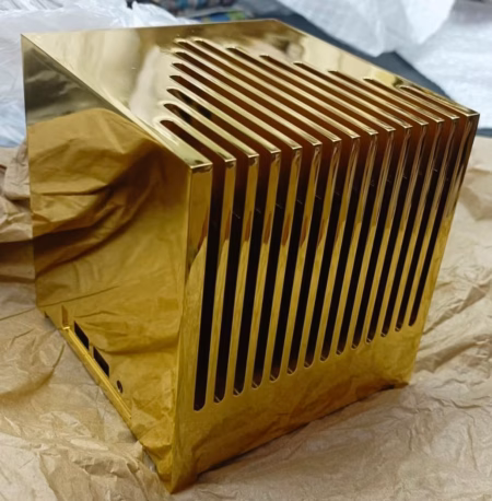 Представлений міні-ПК Kubb Fanless у топовій версії — 12-ядерний Intel Core Ultra X7 358 та 128 ГБ ОЗУ